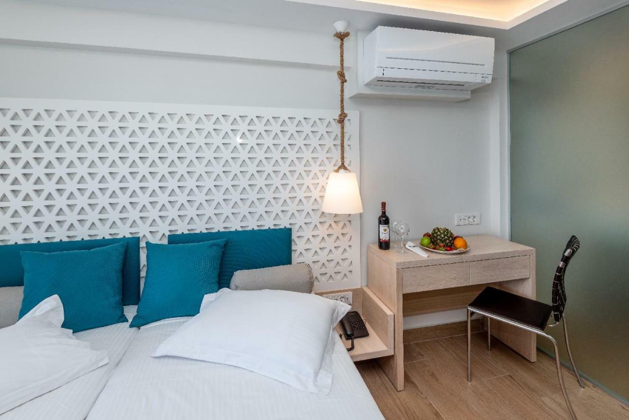 Triton Boutique 4*